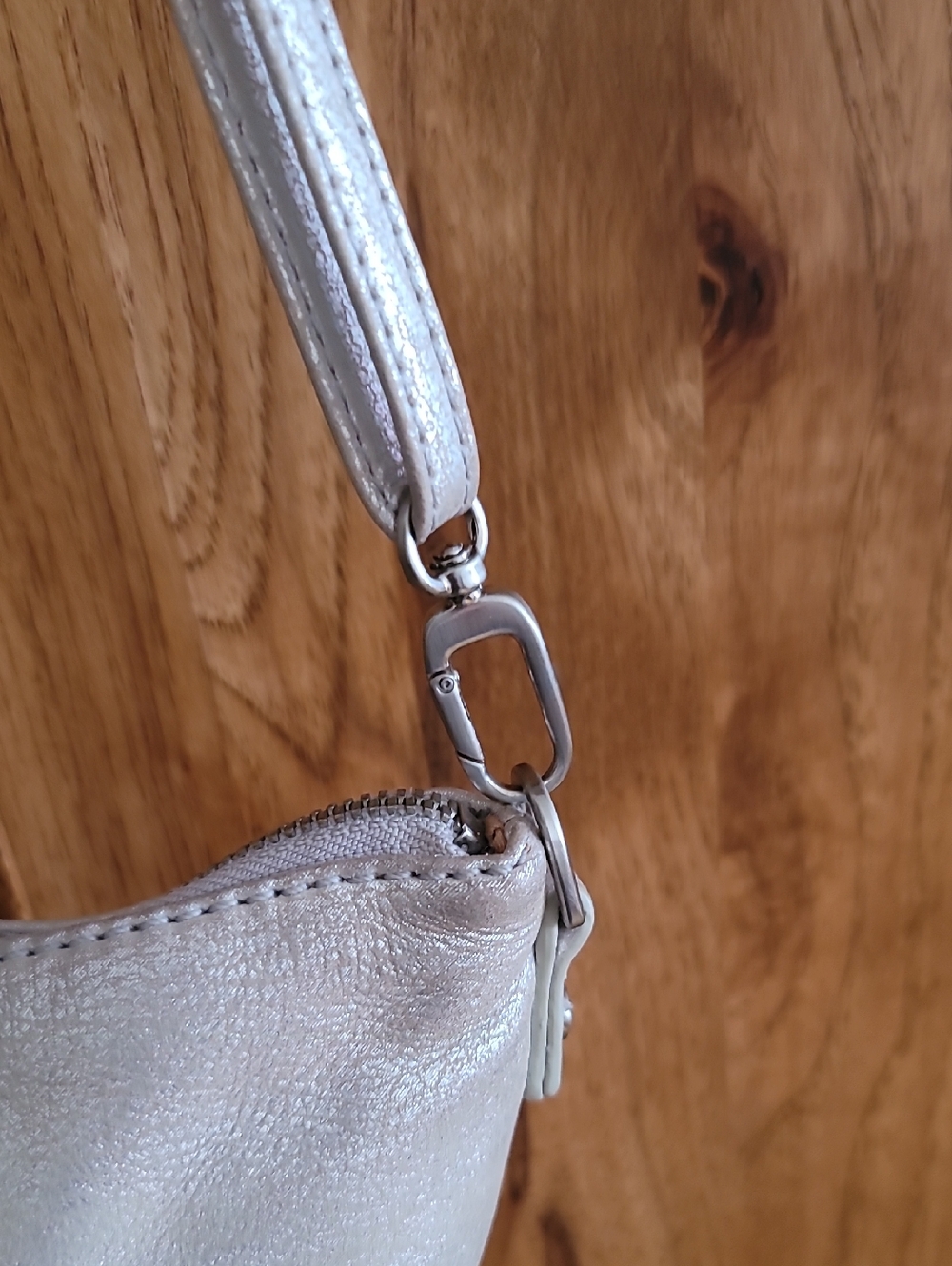 HOBO Crossbody Metallic Leather Bag - Picture 7 of 8